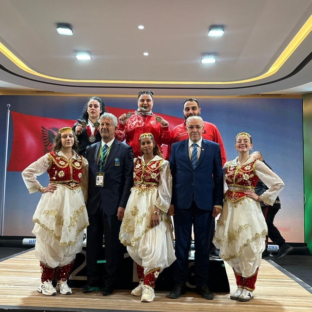 Balkan Şampiyonasından madalya ile döndüler