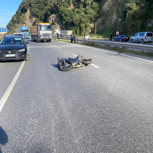 Motosiklet kazasında 16 yaşındaki genç ağır yaralandı