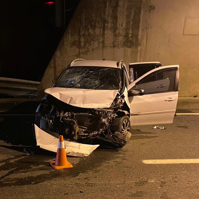 Tünelde meydana gelen kazada 4 kişi yaralandı