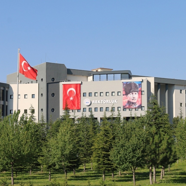 ERÜ'den Tarihi Başarı: UI Greenmetric 2025'te Türkiye 1.'si