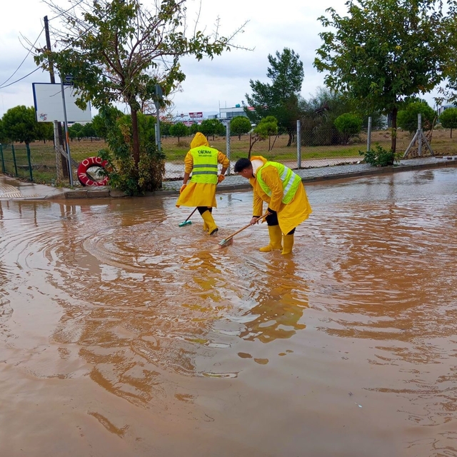 Didim Belediyesi ekiplerinden anında müdahale