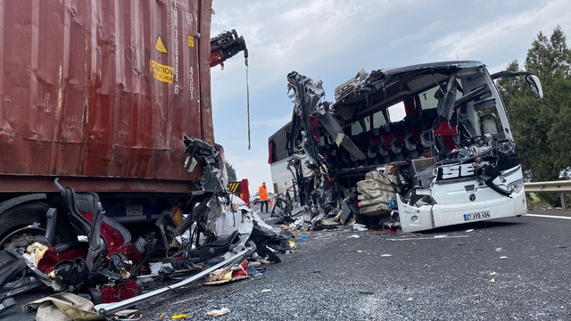 Osmaniye'deki feci kazada ölü sayısı 7 yükseldi