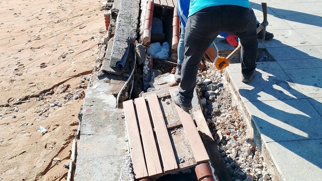 Aydın Büyükşehir Belediyesi'nde hızlı müdahale: Altıkum'da onarım çalışmaları devam ediyor