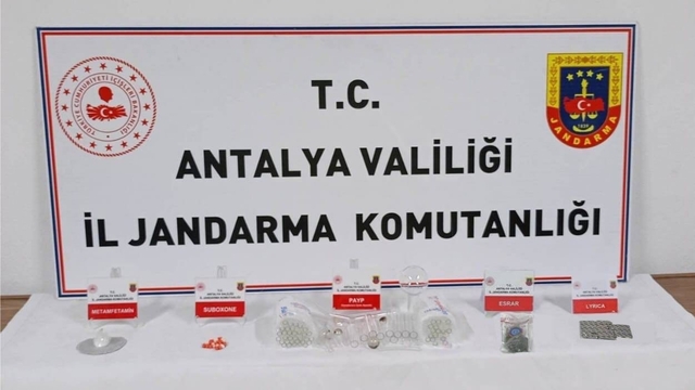 Konyaaltı ve Elmalı'da uyuşturucu operasyonu