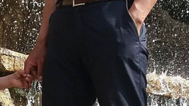 Yanmış otomobilin yanında bulunan cesedin, kayıp başı aranıyor