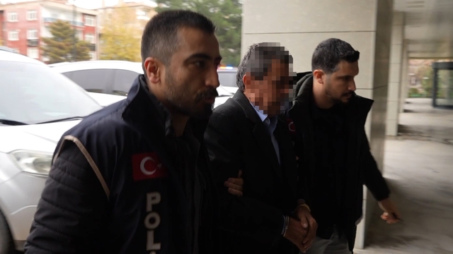 Avukatlık bürosunda kadını öldüren, gelinini de ağır yaralayan zanlı adliyede