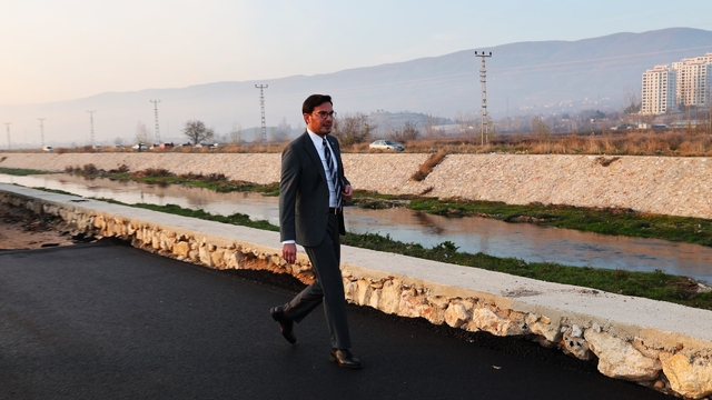 Tokat'ta asfalt kaldırımı çalışması yapılıyor