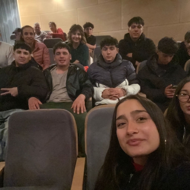 Karacasu'da öğrenciler tiyatroyla buluştu