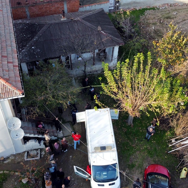 Evde çıkan yangında öldü