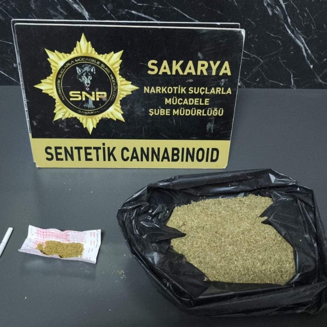 Polis uyuşturucuya geçit vermiyor: 9 gözaltı