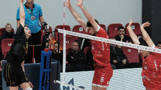 Voleybol: SMS Grup Efeler Ligi