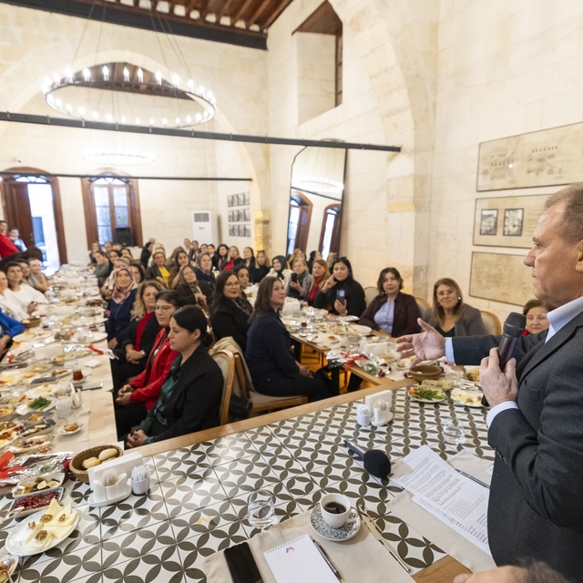 Seçer: "Mersin'i çok daha muhteşem bir kent yapacağız"