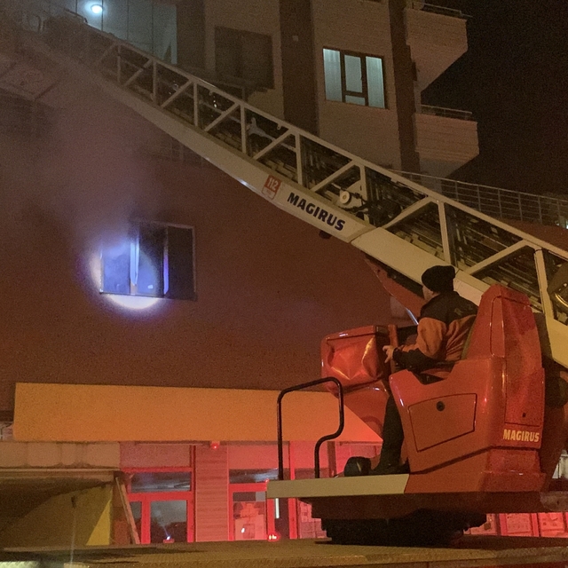 Rize'de depoda çıkan yangın söndürüldü