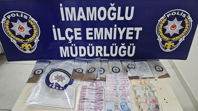 Adana'da uyuşturucu operasyonunda yakalanan 4 zanlıdan 3'ü tutuklandı