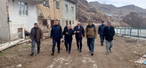 Kaymakam Bayram köy sakinleriyle bir araya geldi