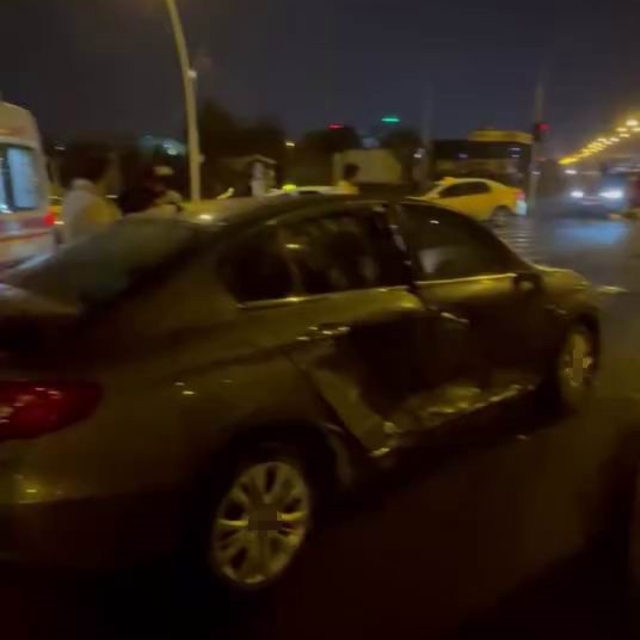 Diyarbakır'da iki otomobil çarpıştı: 2 yaralı