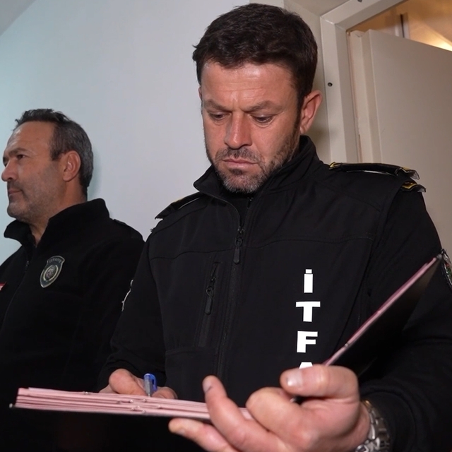 Yüksek katlı apartmanlar tek tek denetleniyor, tedbirlere uymayanlara ceza...