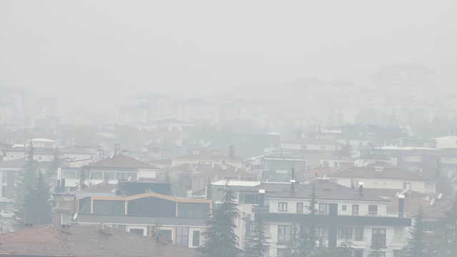 Elazığ'ın yüksek kesimlerinde sis etkili oluyor