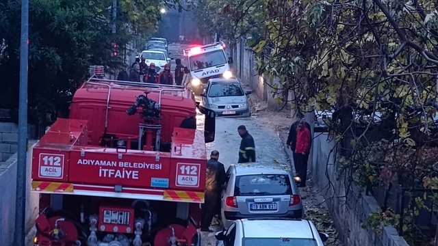 Mahsur kalan AFAD'ı itfaiye ekipleri kurtardı