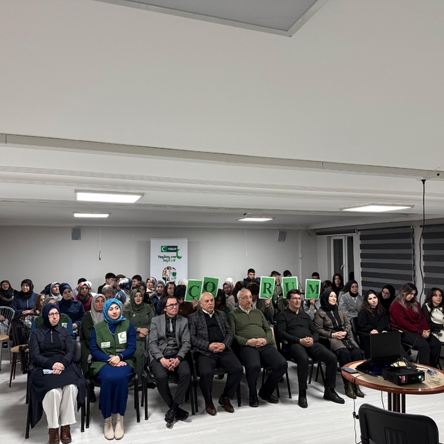 Yeşilay Çorum Şubesi Gönüllüler Günü'nü kutladı