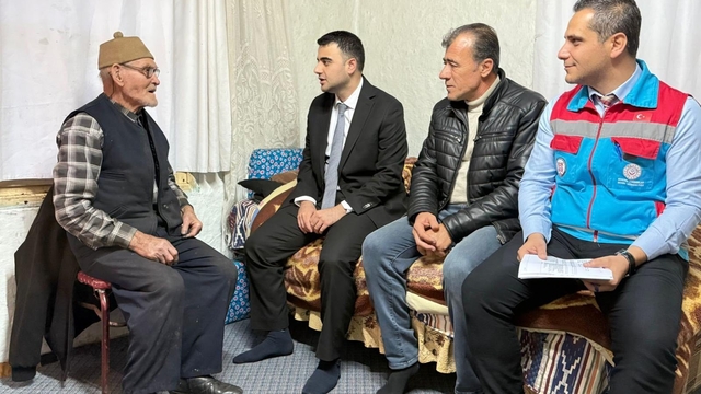 Kaymakam Kılıç vatandaşların kapısını tek tek çaldı