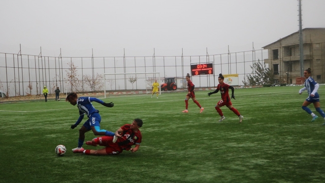 Hakkarigücü Kadın Futbol Takımı, Yüksekova Spor'a 1-0 mağlup oldu