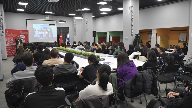 Başkent'te gençlere yönelik "7 Gün 7 Dil Eğitim Programı" başlıyor