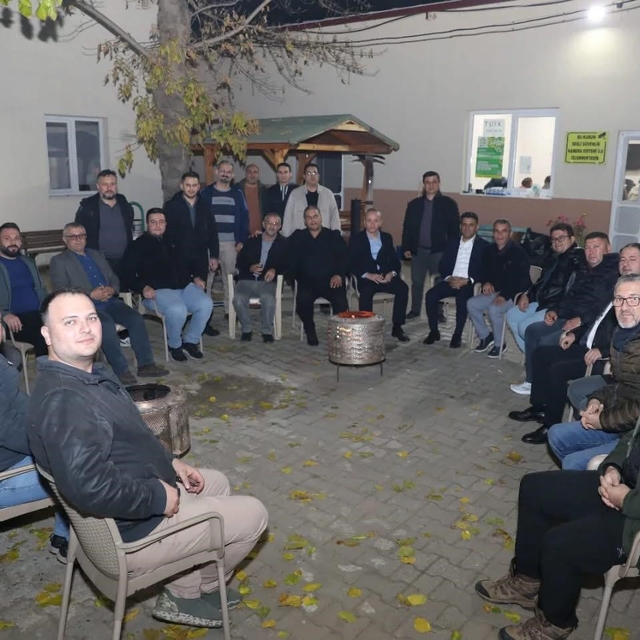 Manisa Tarım İl Müdürü Sarıgöl'de personeliyle buluştu