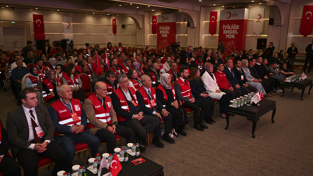 Türk Kızılay, "İyiliğe Engel Yok" programında engelsiz gönüllülerle buluştu