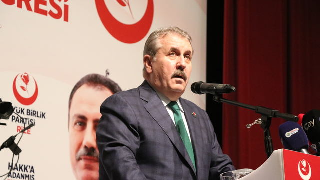 BBP Genel Başkanı Destici, partisinin Rize İl Kongresinde konuştu: