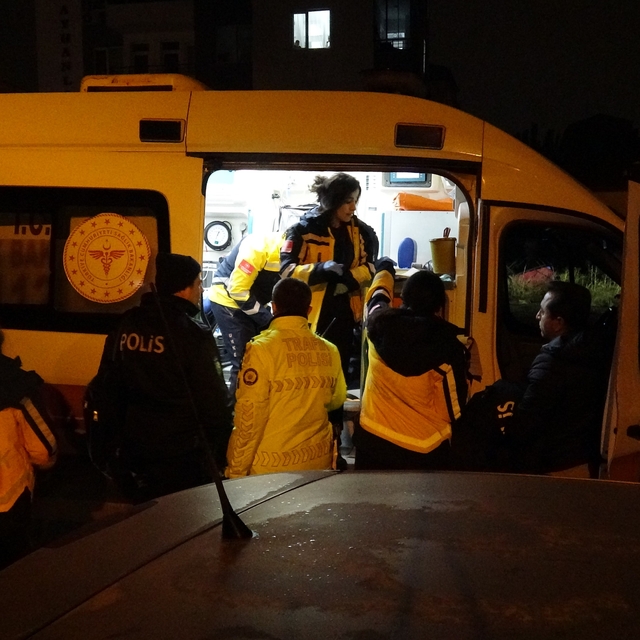 Malatya'da polislerin karıştığı kazada 2 emniyet mensubu yaralandı