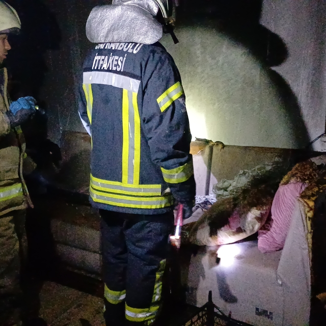 Karabük'te evin müştemilatında çıkan yangın söndürüldü