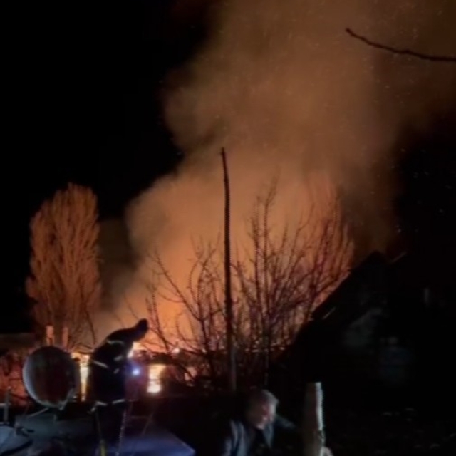 Çankırı'da köyde çıkan yangında iki ev küle döndü