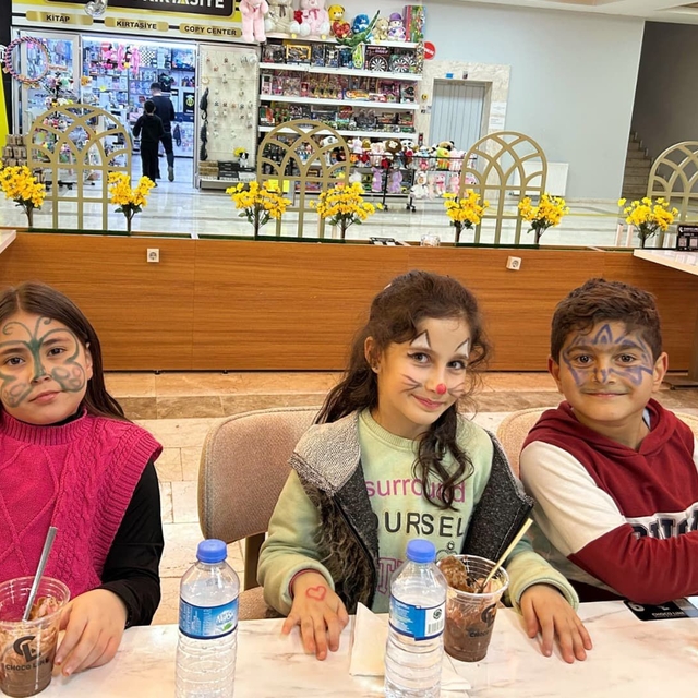 Patnoslu öğrenciler "Toti ile Poti" oyununu izledi