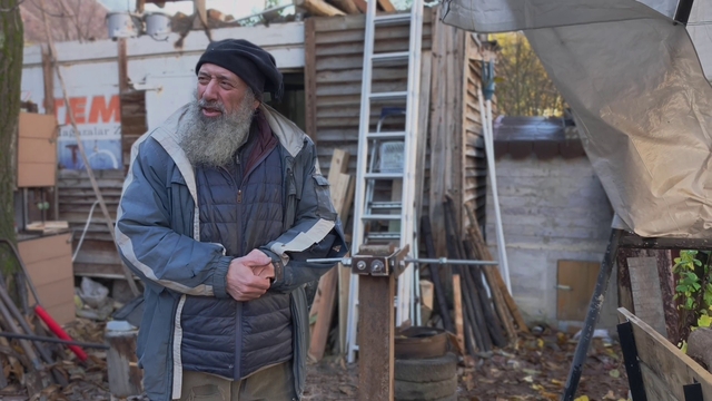 Erzurum'da geri dönüşüm ustası: Atıkları sanata dönüştürüyor
Yaptığı ürünler Osmanlı döneminden kesitler sunuyor