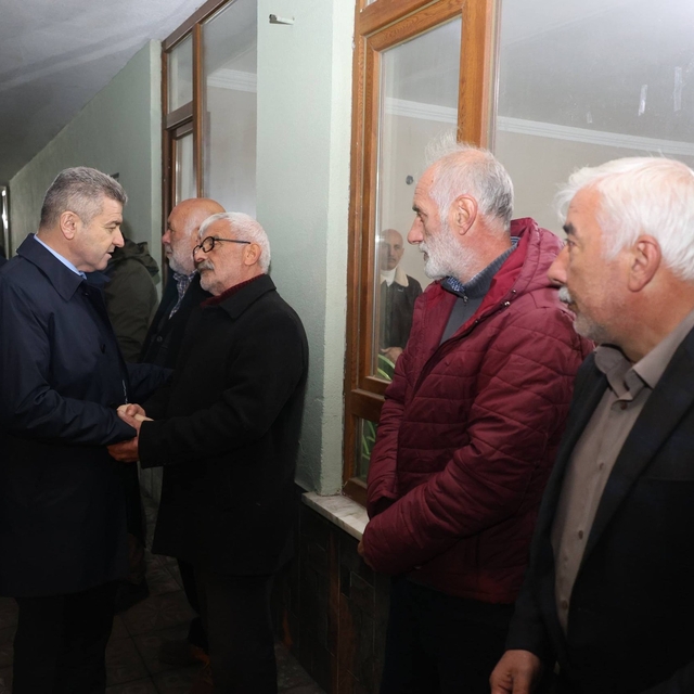 Artvin Valisi Ergün, Kore gazisi Topal'ın ailesine başsağlığı diledi