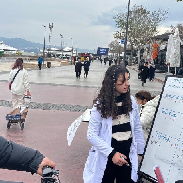 Mudanya Üniversitesi öğrencileri sağlık için seferber oldu