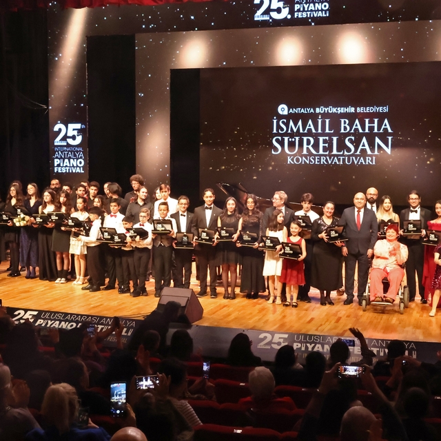 25. Uluslararası Antalya Piyano Festivali'nde genç yetenekler sahne aldı