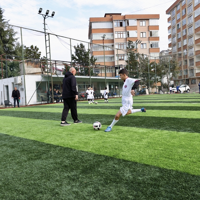 Azerbaycanlı antrenör, Trabzonspor sevdasını ülkesine taşıdı