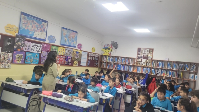 Muğla'da öğrencilere temel beslenme eğitimi veriliyor