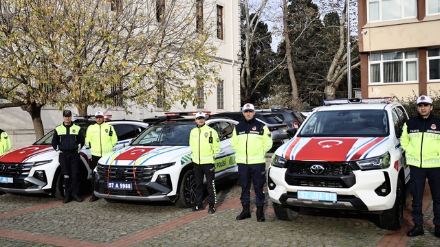 Sinop'ta jandarma ve emniyet teşkilatına tahsis edilen 19 yeni araç hizmete alındı
