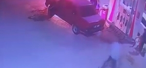 Akaryakıt istasyonunda araç yangını korkuttu
