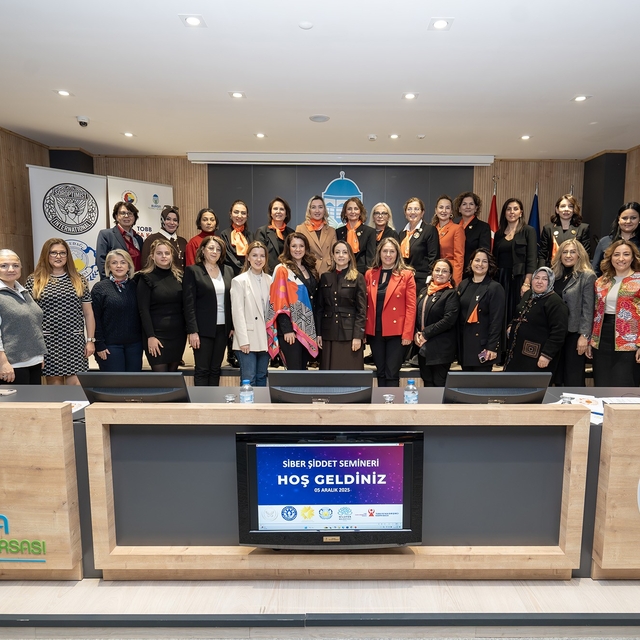 Girişimci kadınlar, siber şiddete 'dur' dedi