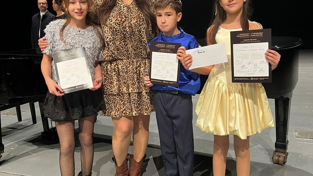 Bilecikli öğrenciler Kıbrıs'taki piyano festivalinden ödülle döndü