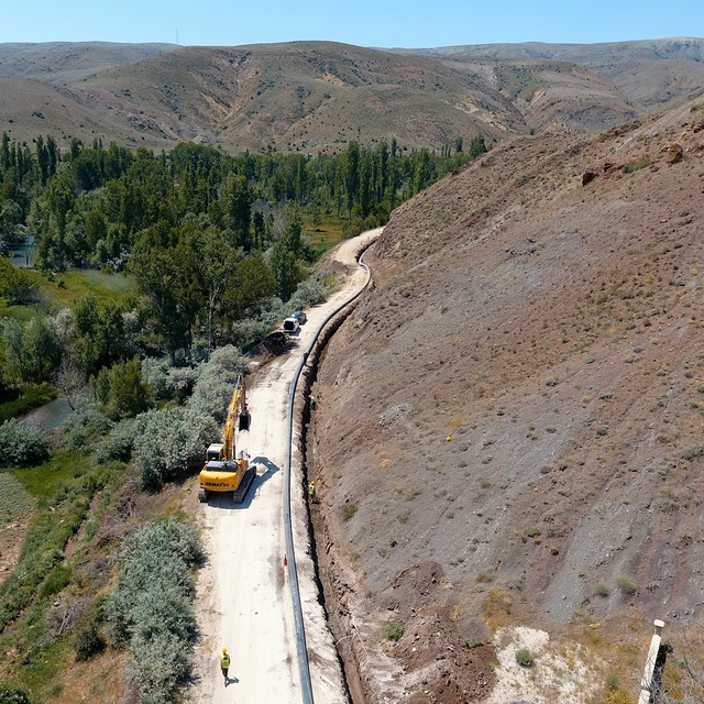 Malatya Büyükşehir Belediyesi'nden Kuluncak'a dev altyapı ve içme suyu yatı...