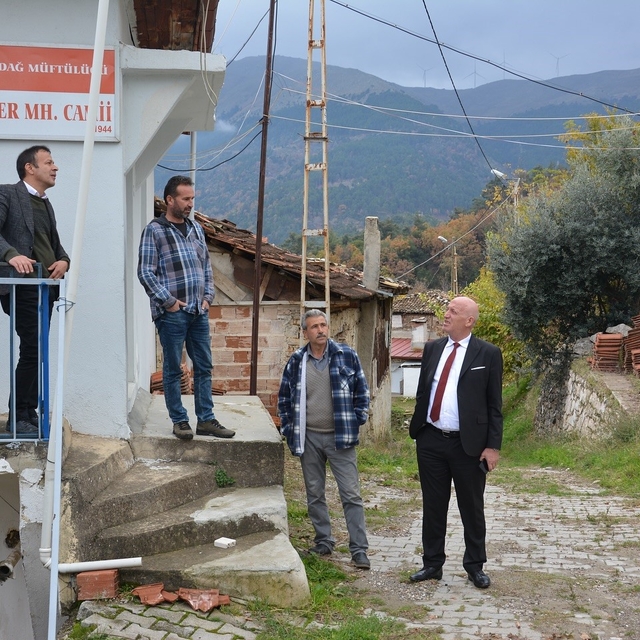 Başkan Kumral yapımı tamamlanan hizmet alanlarını yerinde inceledi
Babadağ...