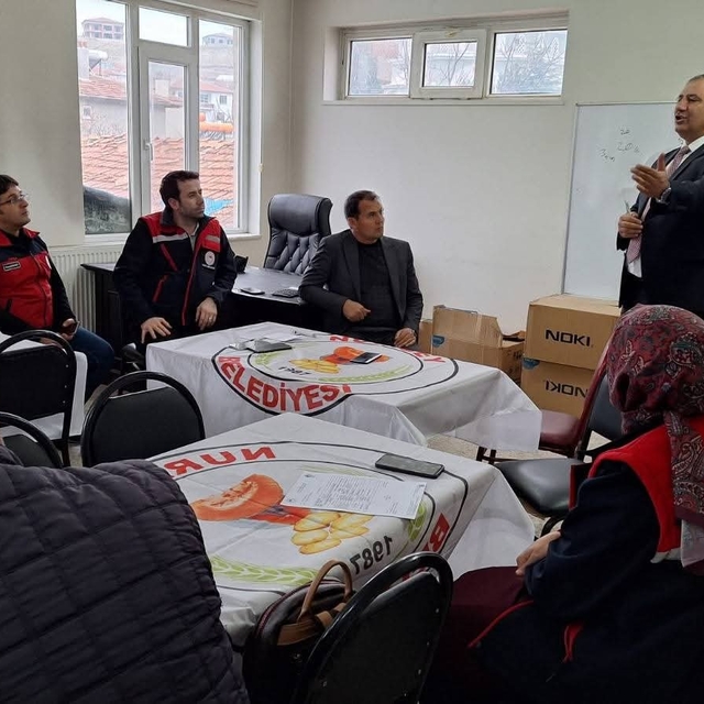 Nuribey'de çiftçilere yönelik bilgilendirme toplantısı
