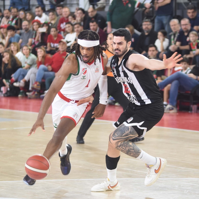 Karşıyaka potada direnemedi