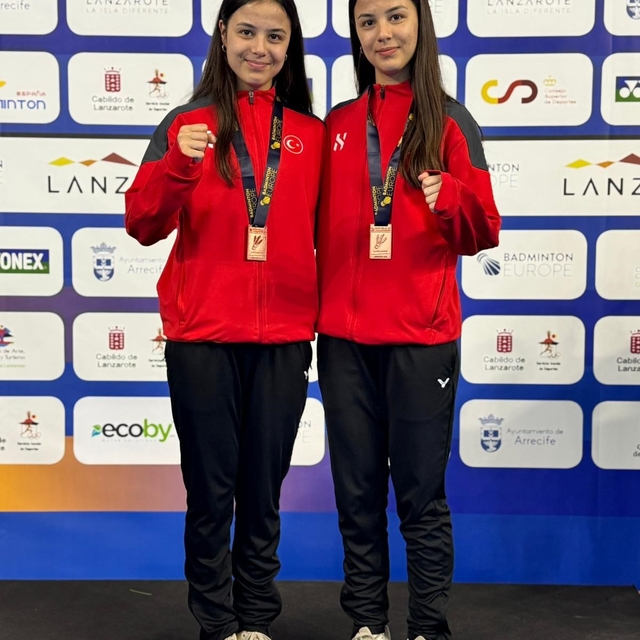 Eskişehirli milli sporcu ikizlerden Avrupa'da önemli başarı