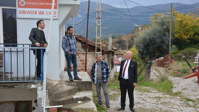 Başkan Kumral yapımı tamamlanan hizmet alanlarını yerinde inceledi
Babadağ Belediye Başkanı Murat Kumral; "Babadağ'ımız için çalışmaya, her mahallemizde hizmeti güçlendirmeye devam ediyoruz"
